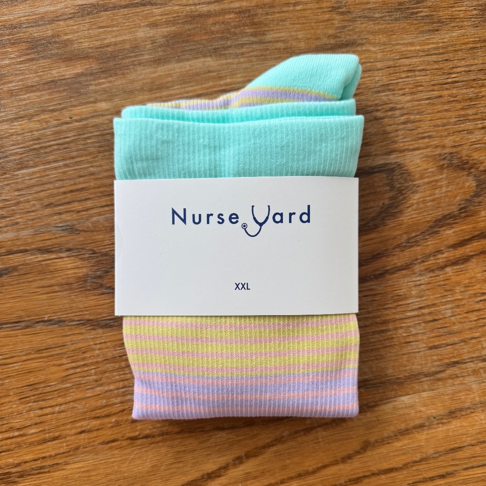 NEW Women's Nurse Yard Compression Socks Pastel Color Stripes XXL - Picture 3 of 4